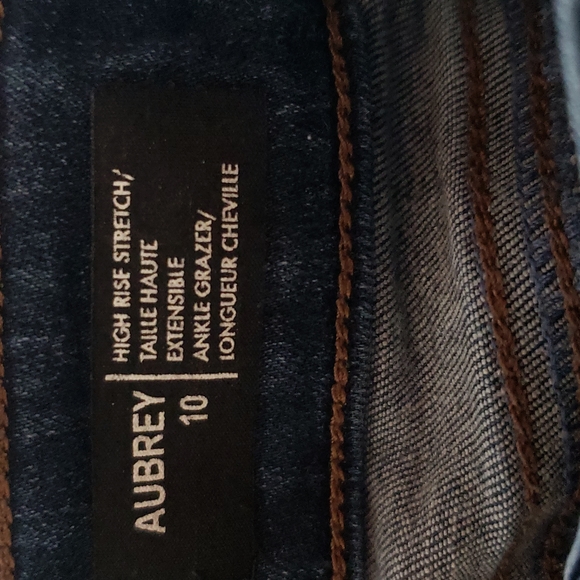 Buffalo High Rise Strech Skinny Jeans - Picture 2 of 3